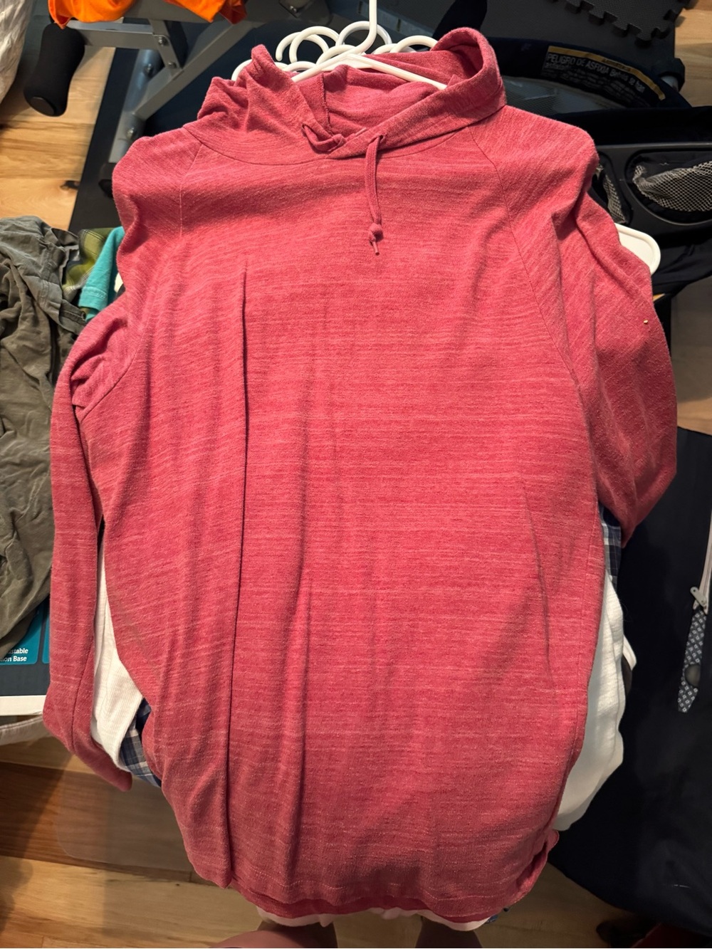 Old Navy Men's Turtleneck Hoodie in Heathered Red
